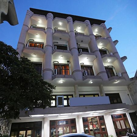 Oyo 9713 Hotel Regency Аджмер Екстер'єр фото
